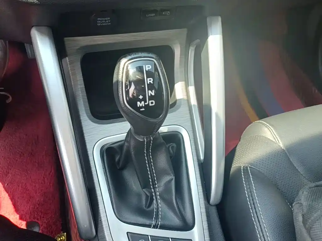 Geely Vision X3 — миниатюра 14