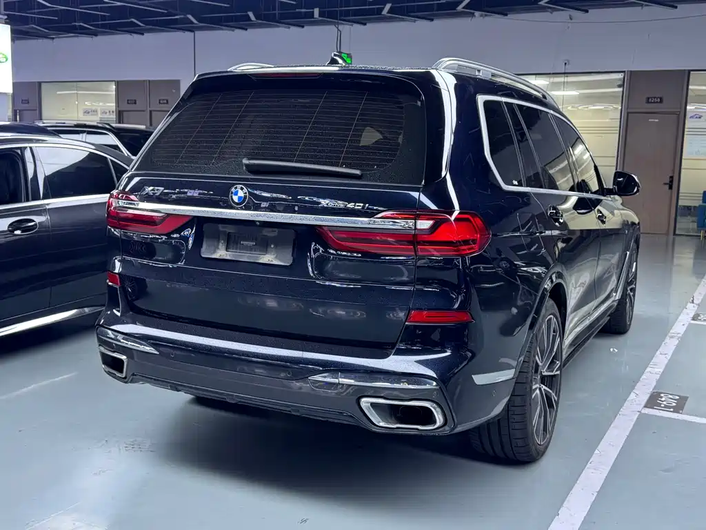 BMW X7 — миниатюра 14