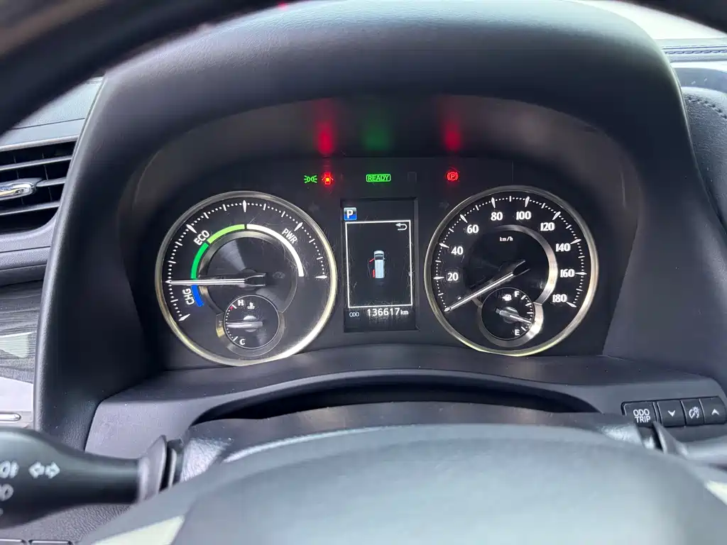 Lexus LM — миниатюра 6
