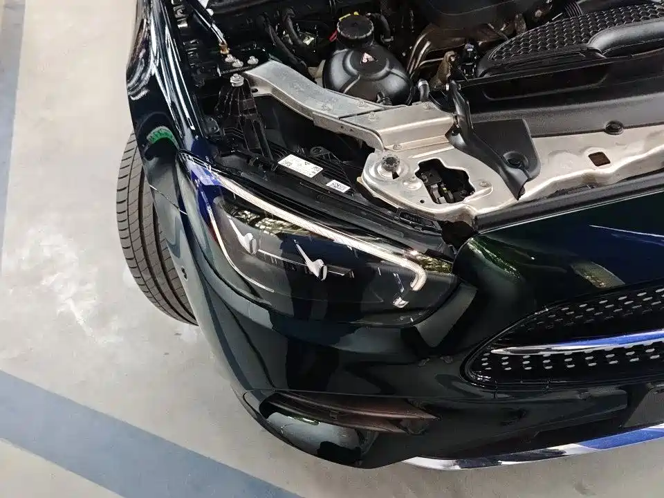 Mercedes-Benz E-Class (Import) — миниатюра 11