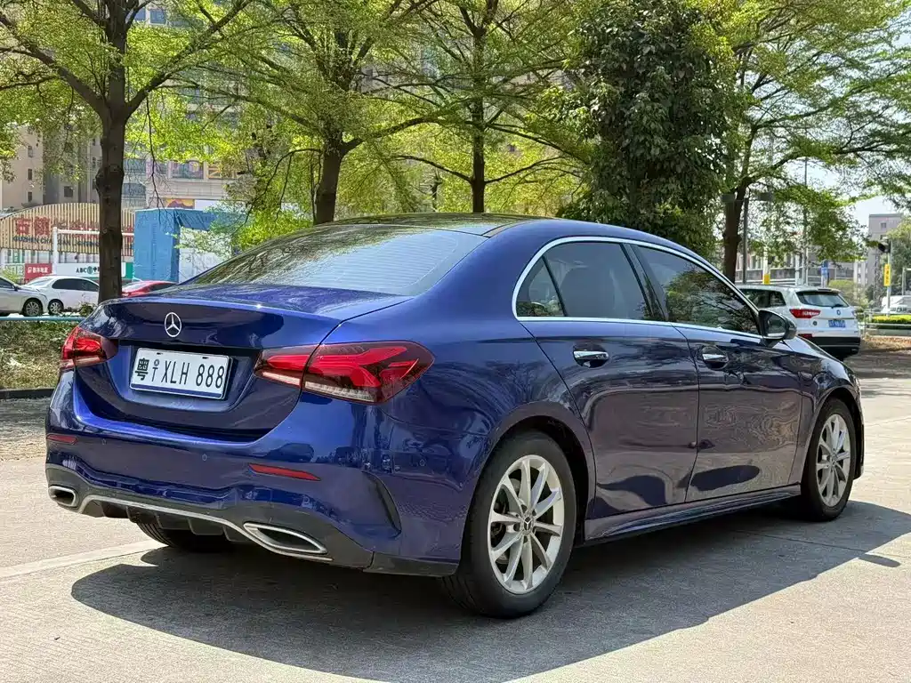 Mercedes-Benz A-Class — миниатюра 9