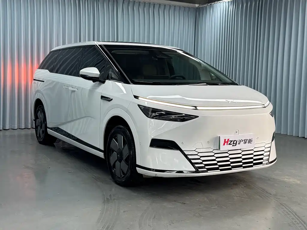 XPeng X9 — миниатюра 3