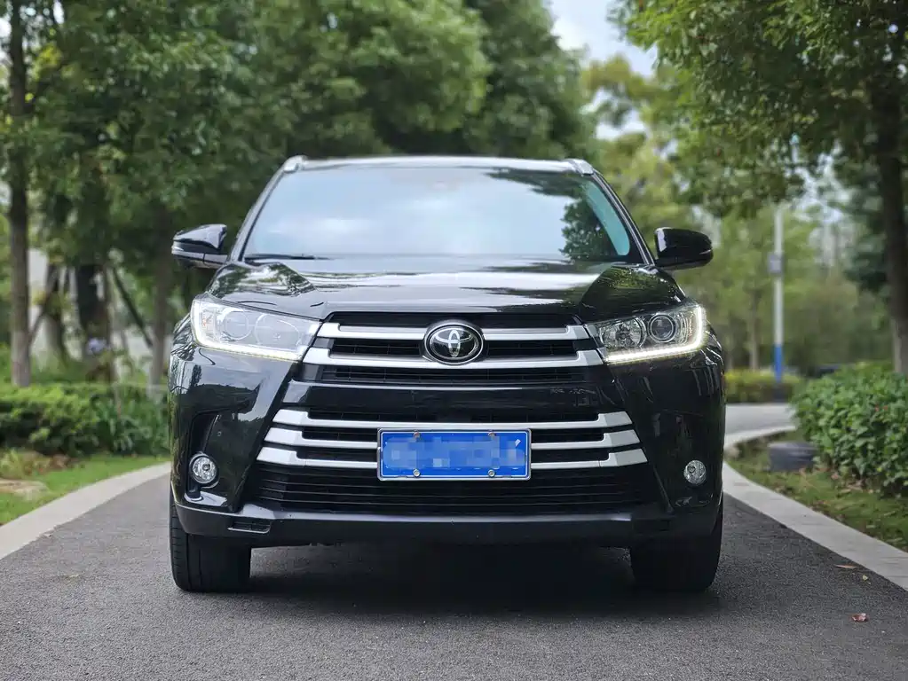 Toyota Highlander — миниатюра 2