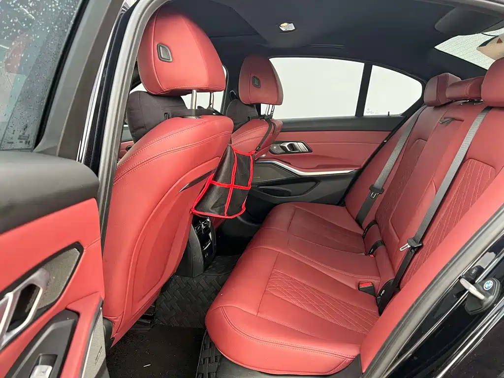 BMW 3 Series — миниатюра 4