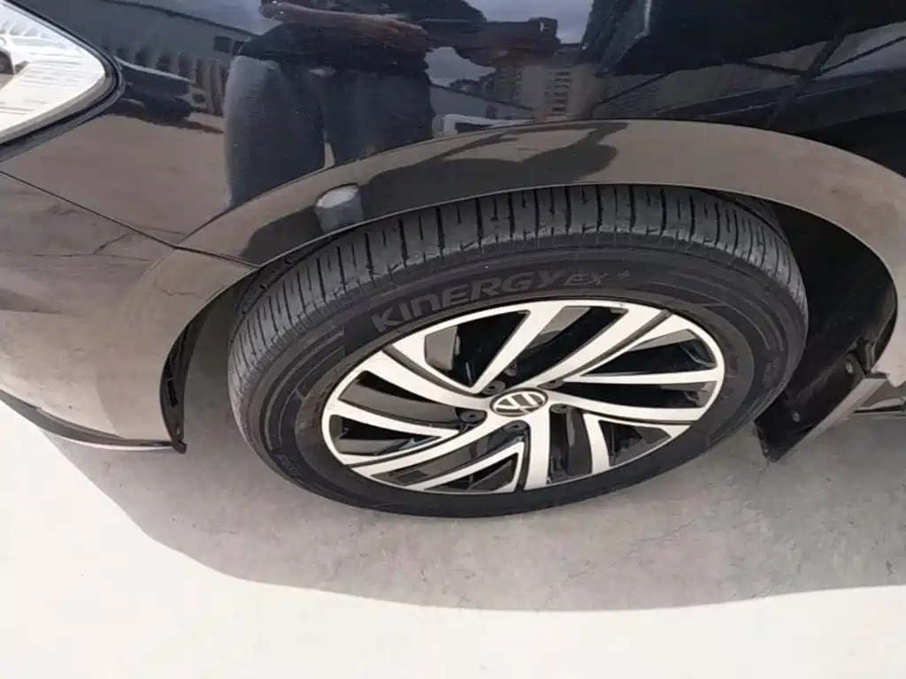 Volkswagen Lavida — миниатюра 23