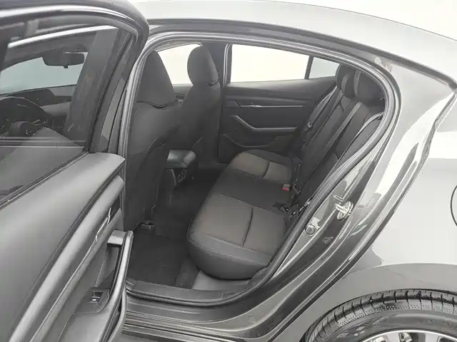 Mazda 3 Axela — миниатюра 12