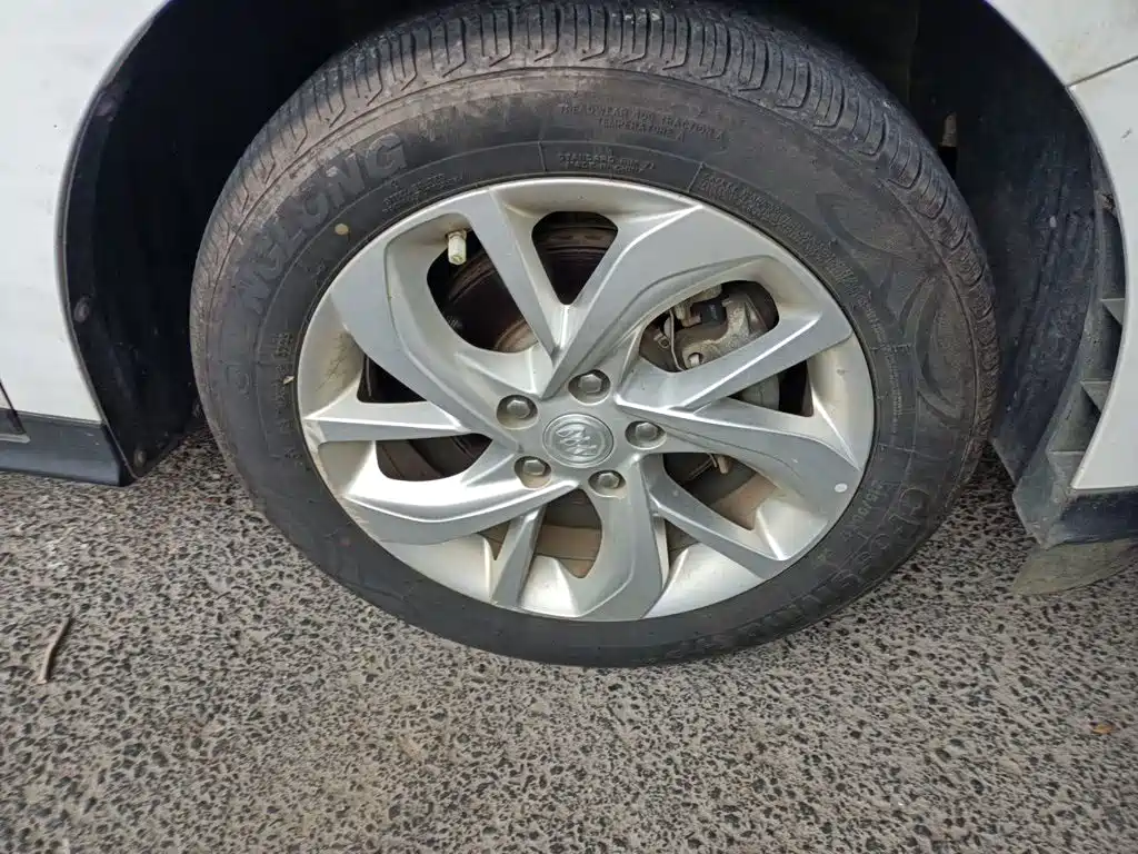 Buick Velite 6 — миниатюра 8