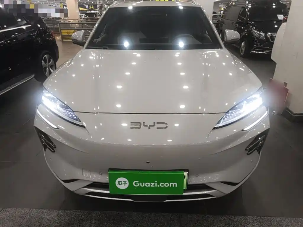BYD PLUS New Energy — миниатюра 3