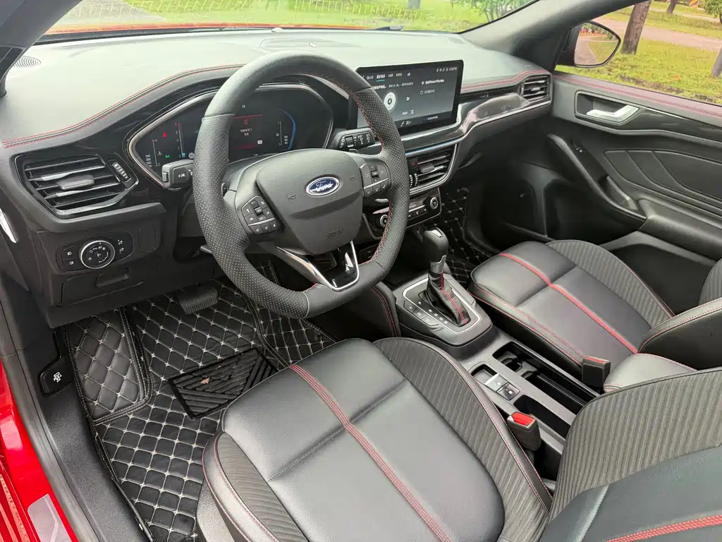 Ford Focus — миниатюра 12