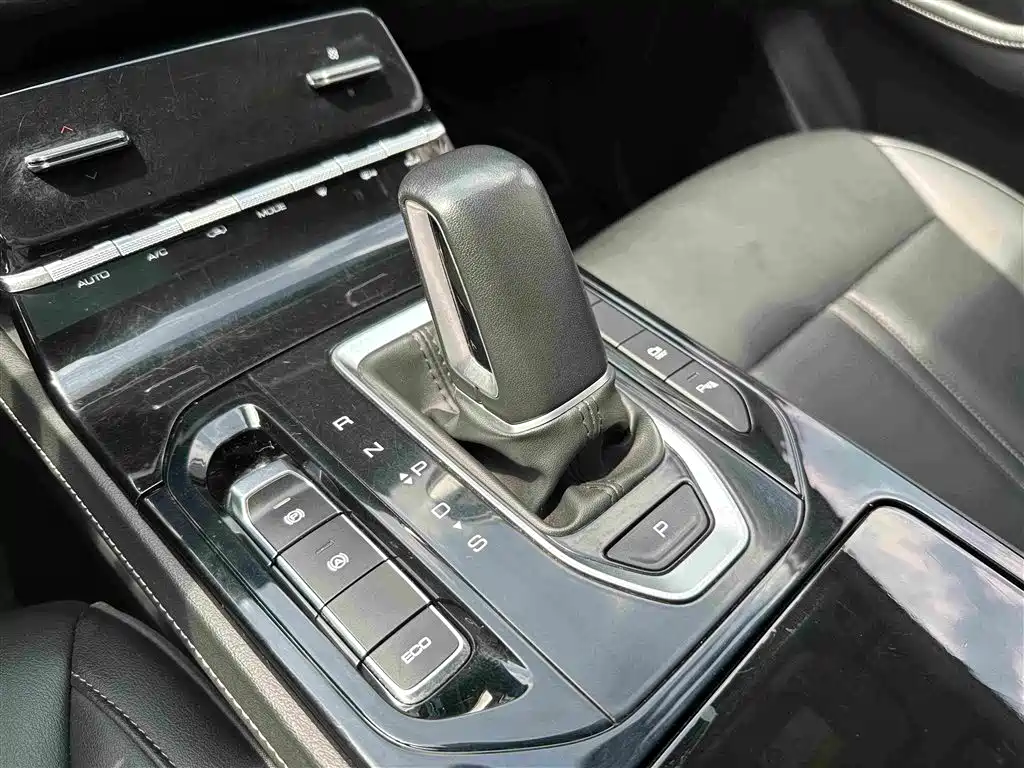 Wuling Victory — миниатюра 14