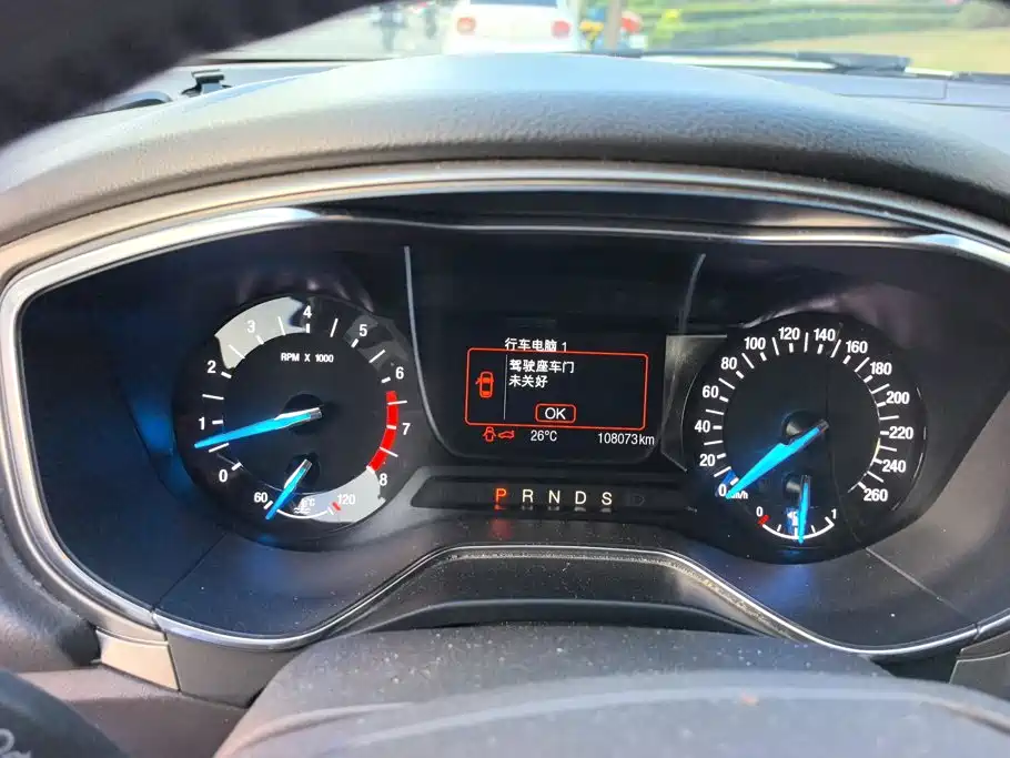 Ford Mondeo — миниатюра 14