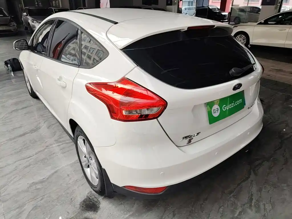 Ford Focus — миниатюра 5