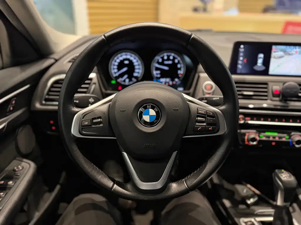 BMW 1 Series — миниатюра 12