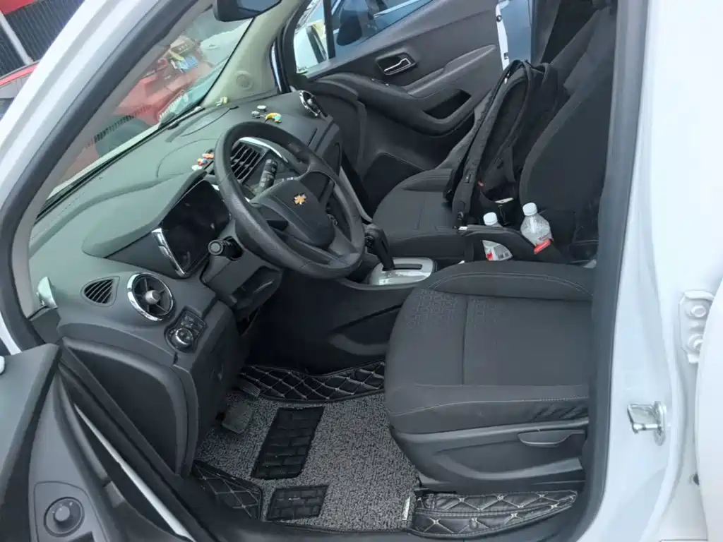 Chevrolet Trax — миниатюра 15
