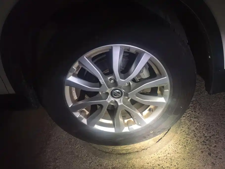 Nissan X-Trail — миниатюра 6