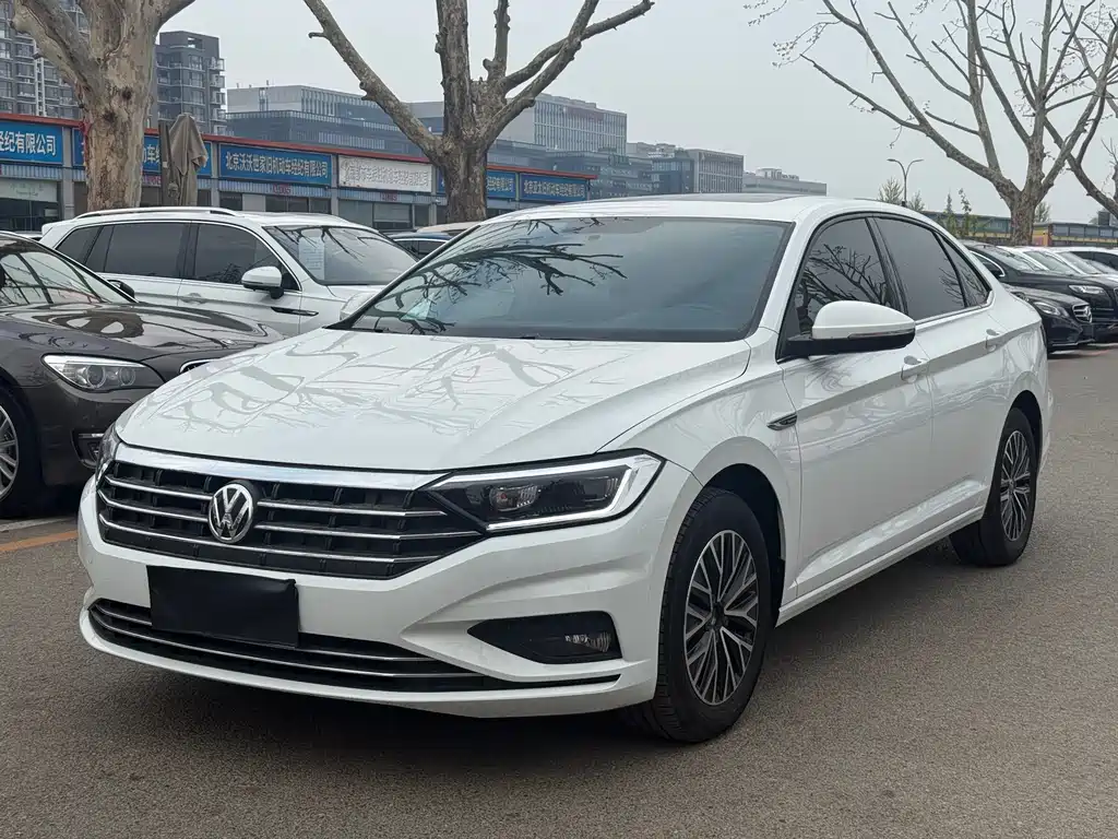 Volkswagen Sagitar 2021