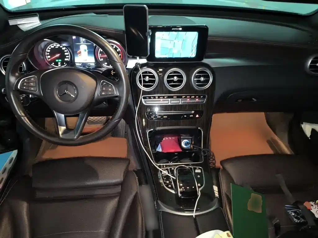 Mercedes-Benz GLC — миниатюра 13