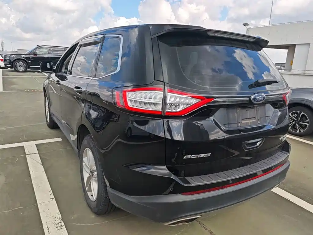 Ford Edge — миниатюра 5