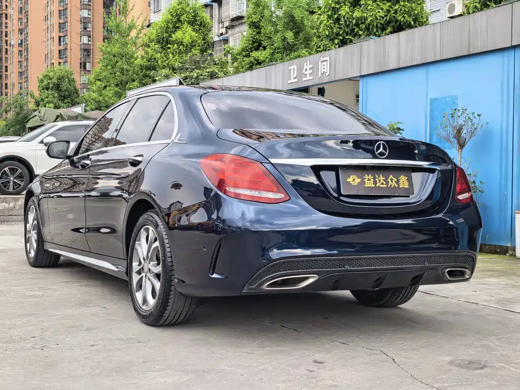 Mercedes-Benz C-Class — миниатюра 5