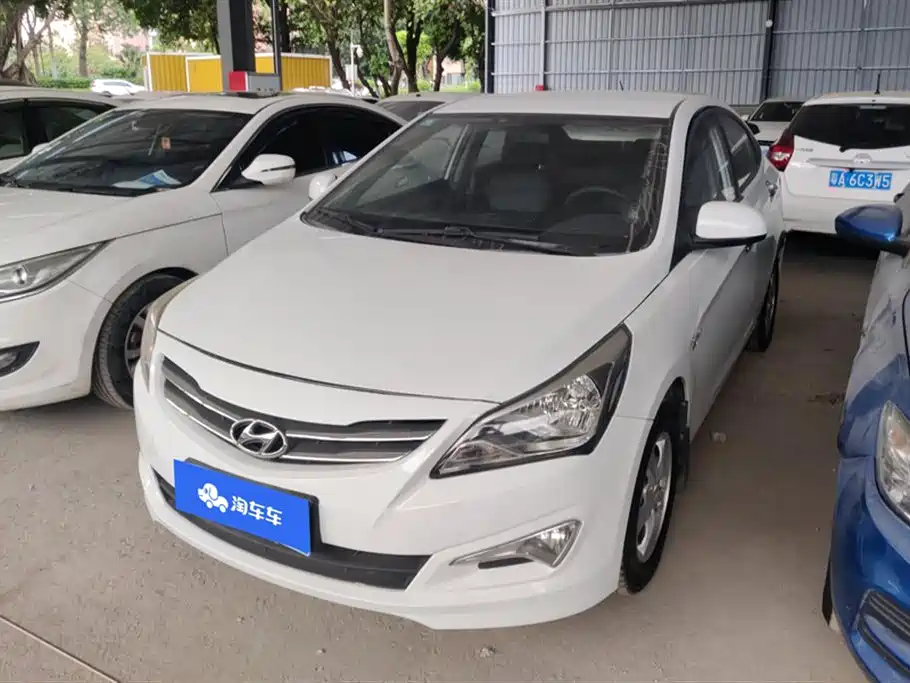 Hyundai Verna 2016