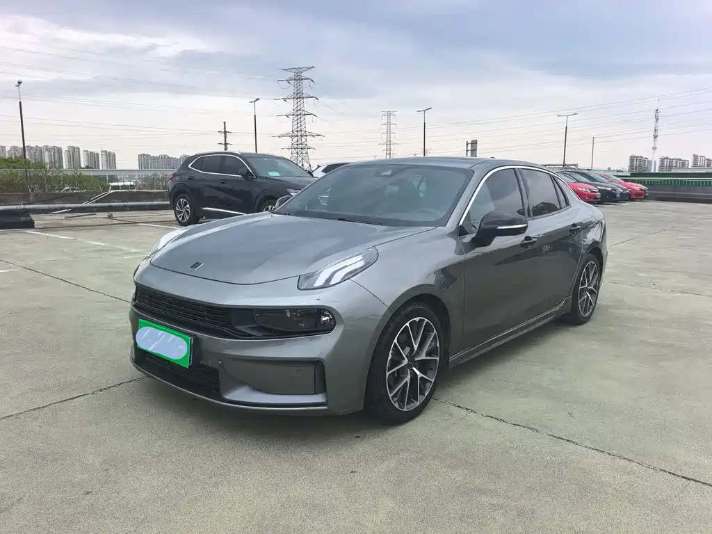 Lynk & Co 03 2022