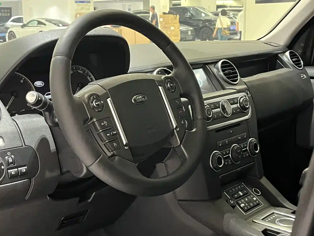 Land Rover Discovery — миниатюра 14