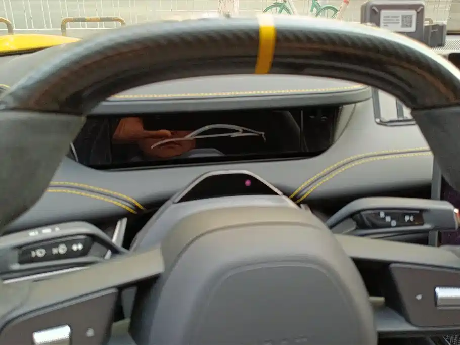 XIAOMI CAR XIAOMI SU7 ULTRA