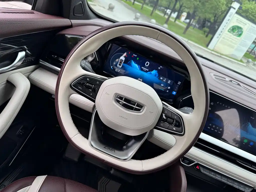 Geely Xingyue L — миниатюра 12