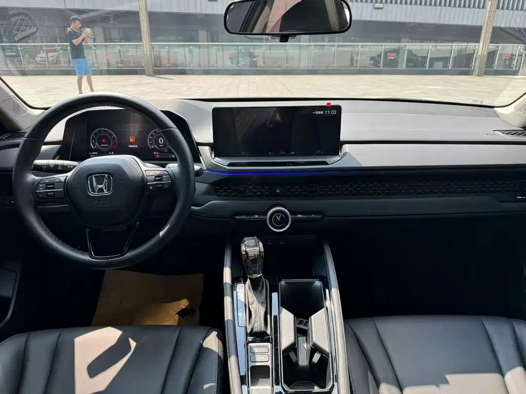 Honda Accord — миниатюра 5