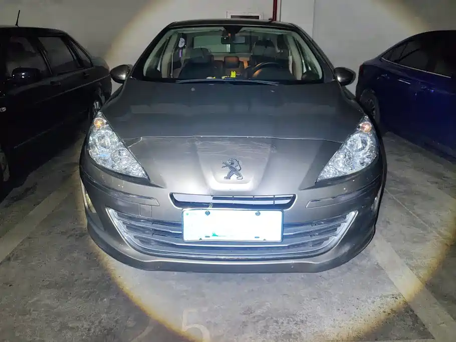 Peugeot 408 — миниатюра 2