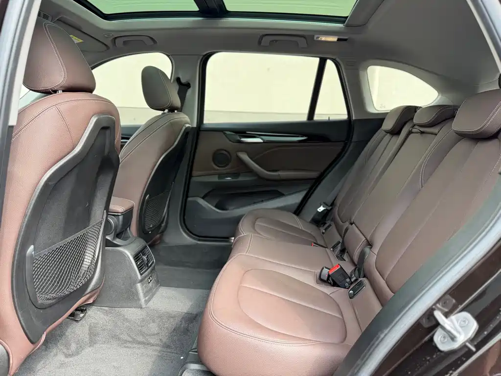 BMW X1 — миниатюра 13
