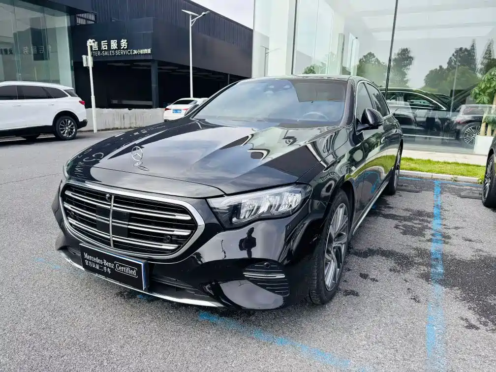 Mercedes-Benz E-Class 2025