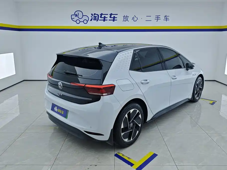 Volkswagen ID.3 — миниатюра 3
