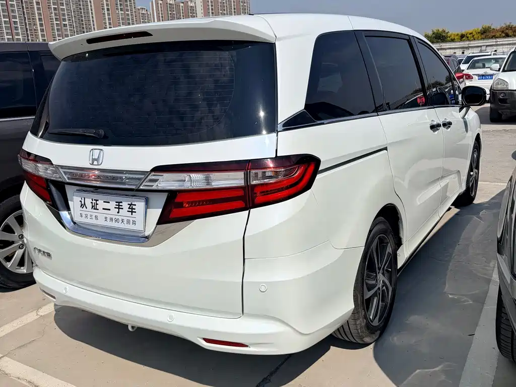 Honda Odyssey — миниатюра 4
