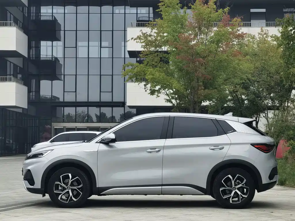 BYD Yuan Plus — миниатюра 4