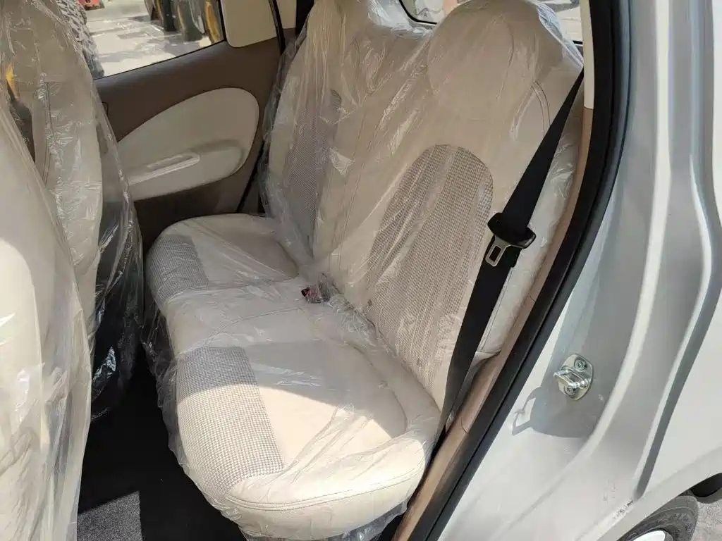 Wuling MINIEV — миниатюра 17