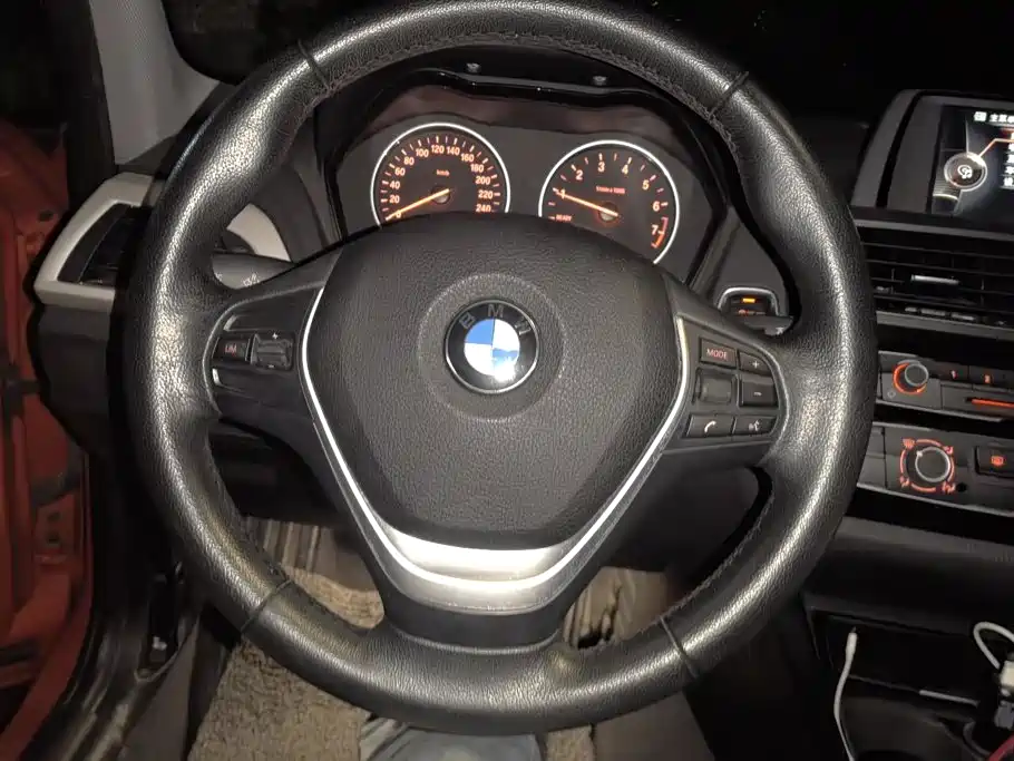 BMW 1 Series (Import) — миниатюра 15