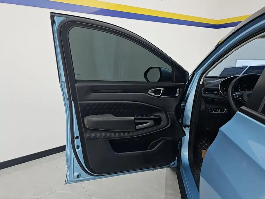 Baojun RM-5 — миниатюра 7