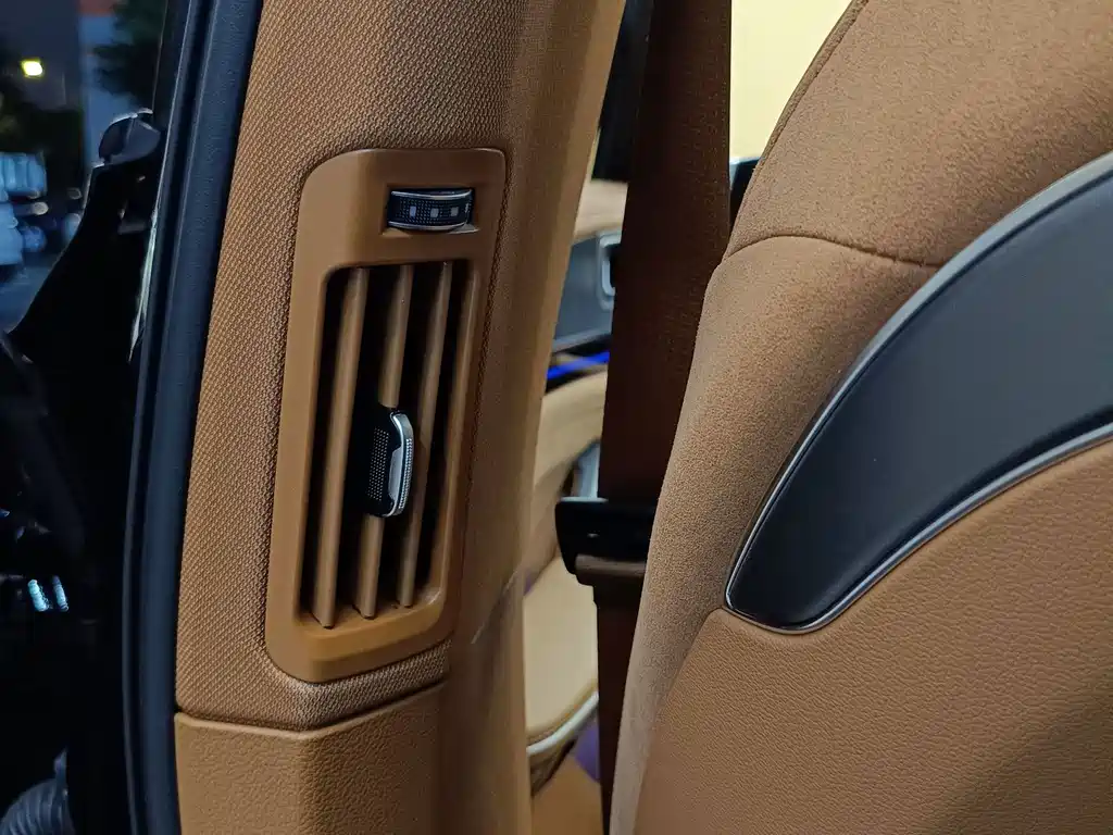 Hongqi Hongqi H9 — миниатюра 24