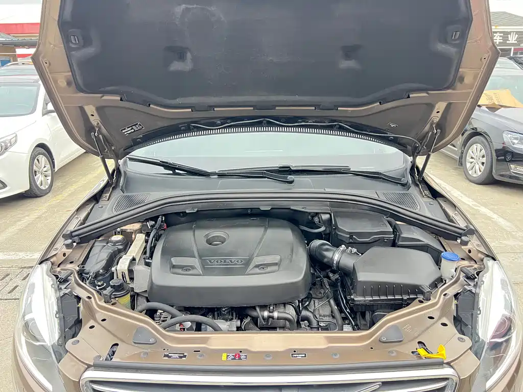 Volvo XC60 — миниатюра 25