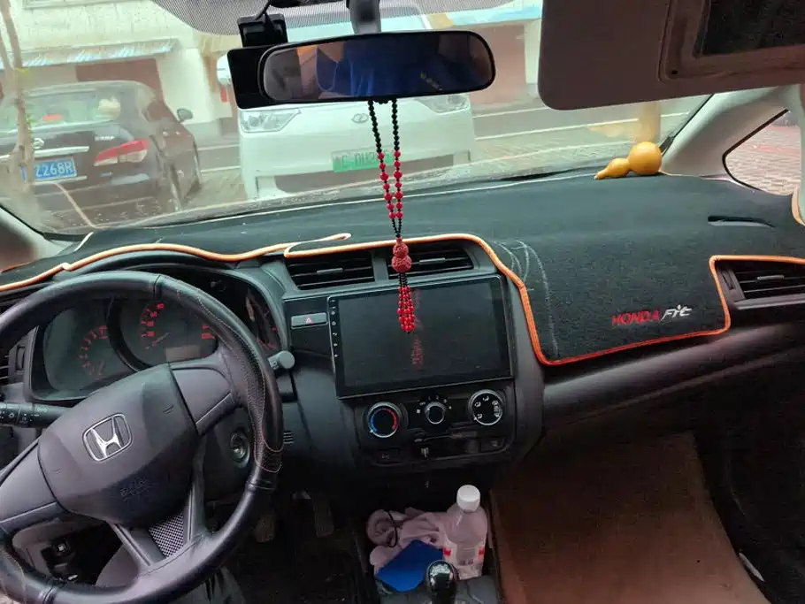 Honda Fit — миниатюра 12