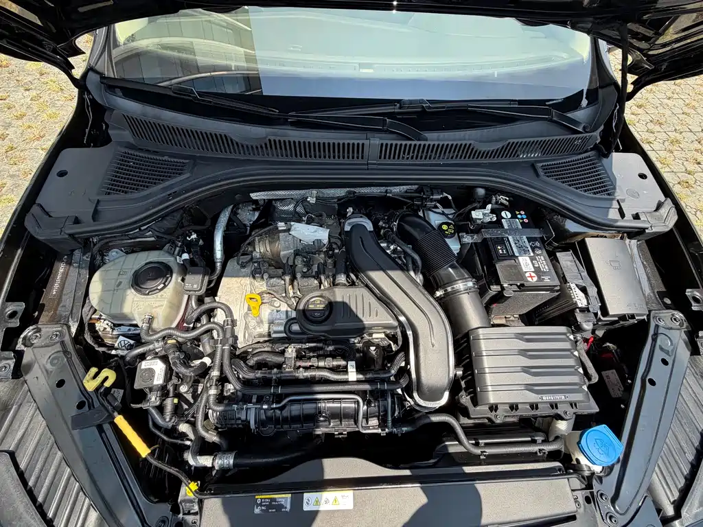 Volkswagen Sagitar — миниатюра 28