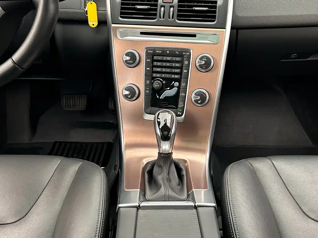 Volvo XC60 — миниатюра 9