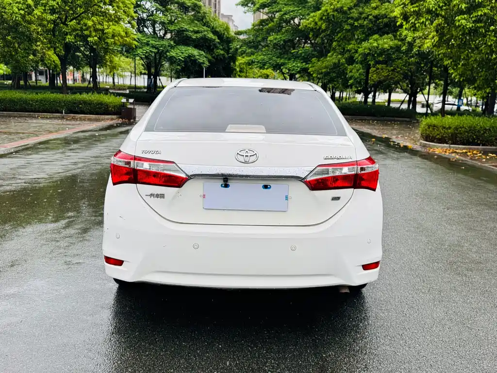 Toyota Corolla — миниатюра 7