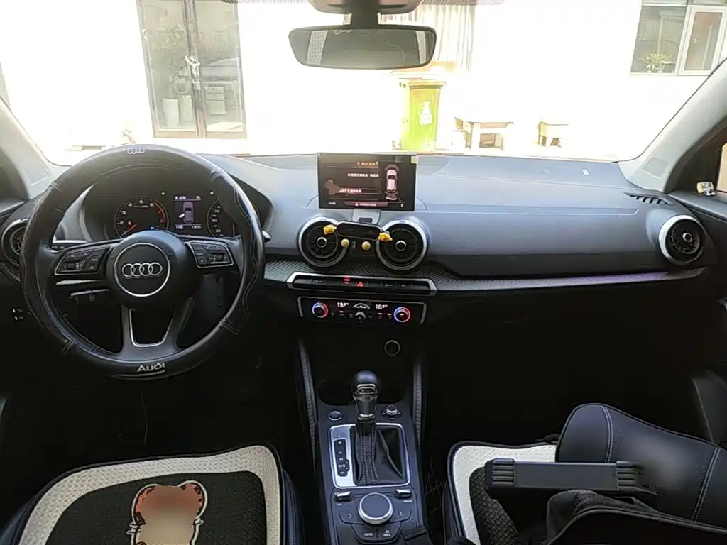Audi Q2L — миниатюра 10