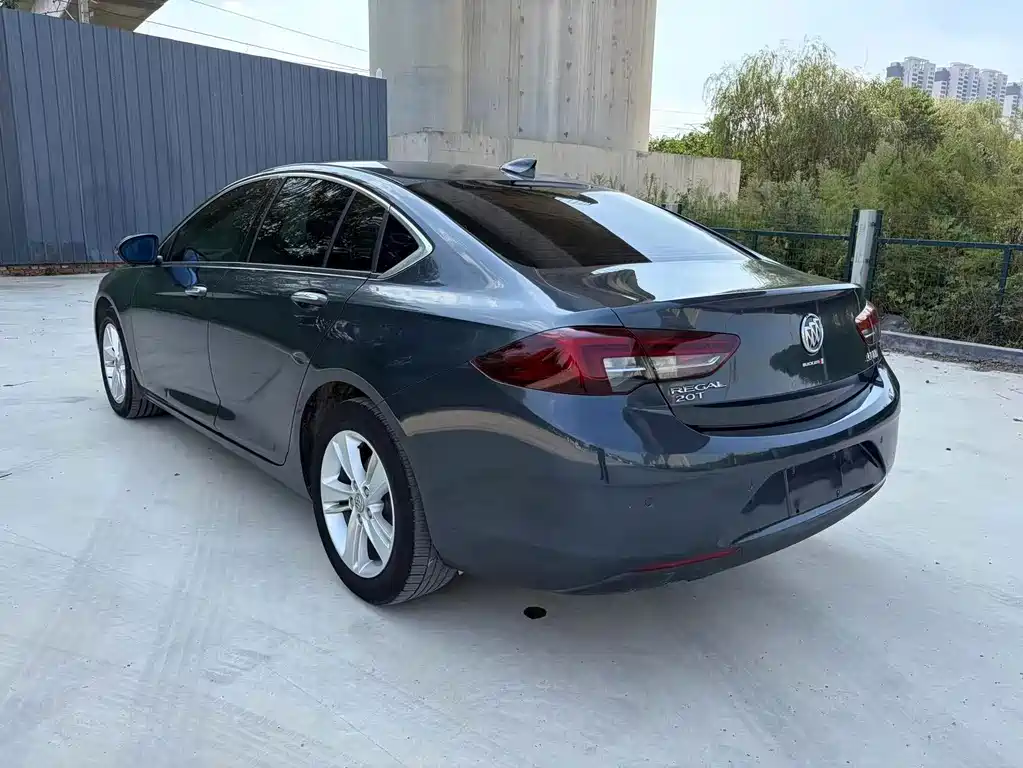 Buick Regal — миниатюра 5