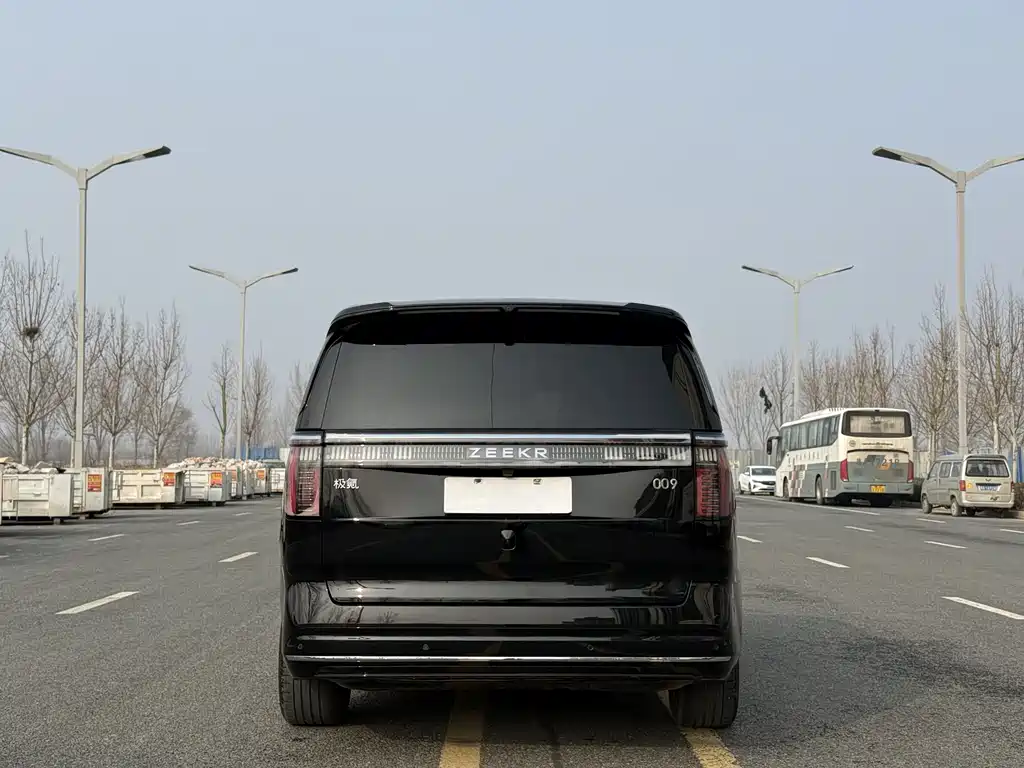 ZEEKR EXTREME KRYPTON 009
