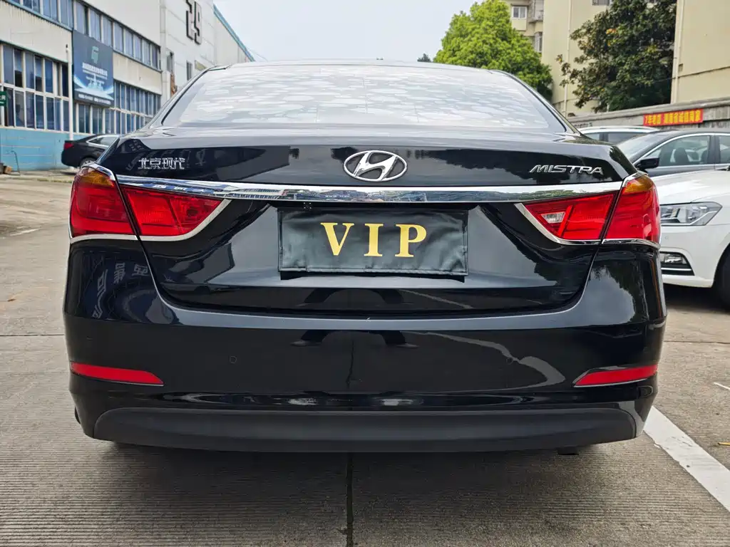 Hyundai Mistra — миниатюра 5