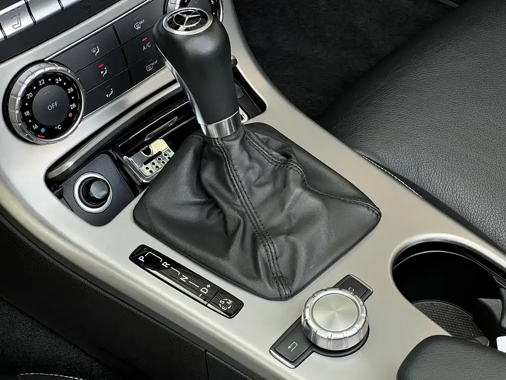 Mercedes-Benz SLK-Class — миниатюра 17