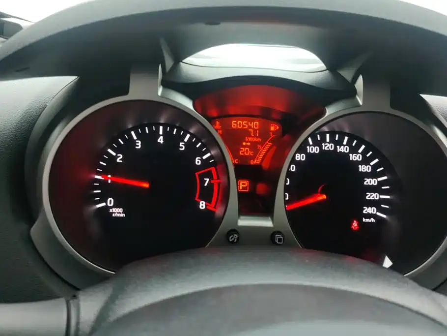 Infiniti ESQ — миниатюра 14